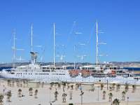 Marseille cruise boat